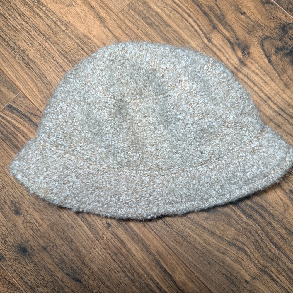 WOMAN'S FURRY BUCKET HAT, Beige, GAP, SMALL Wool Mohair